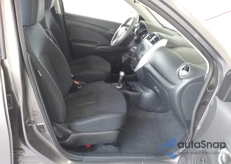 2015 Nissan Versa 1.6 Sv z USA, uszkodzony, nr VIN 3N1CN7APXFL928643